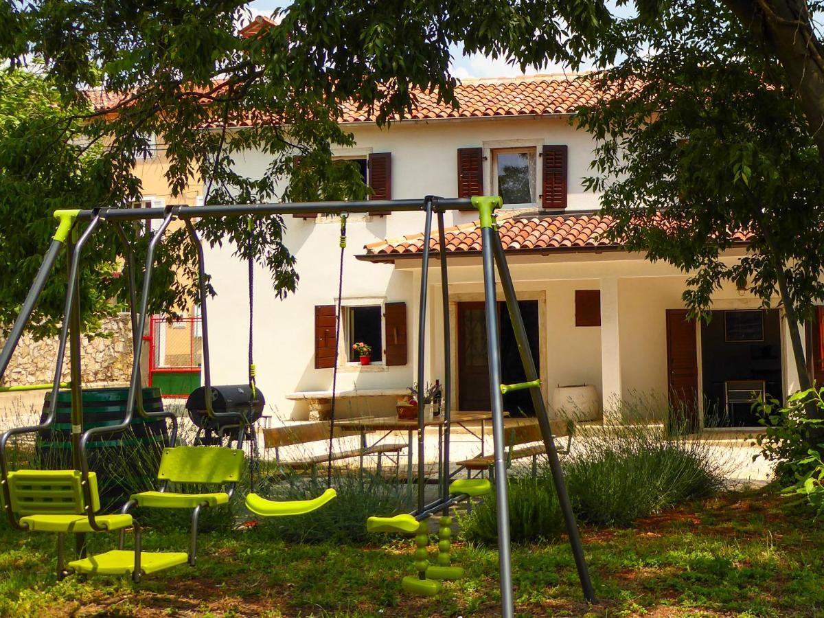 Casa Istriana Nona Pina Villa Kastelir Exterior photo